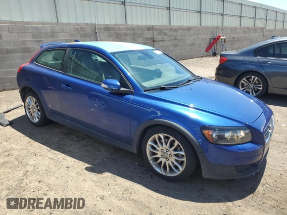 2008 Volvo C30 Version 1.0 z VIN YV1MK672582042423, wystawiony jako Copart lot #55993095 z przebiegiem 89 439 mil mil oraz Szkoda całkowita • Salvage title. Historia ofert i sprzedaży dostępna na DreamBid. Obrazek 4.