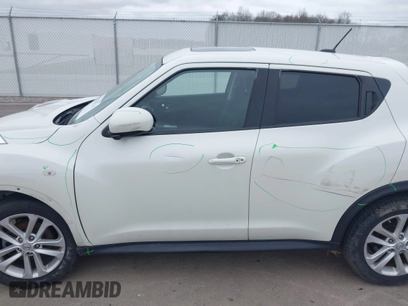 2013 Nissan Juke S with VIN JN8AF5MR6DT226044, listed as a IAAI auction lot 41904714 with 154,445 mi miles. Bid and sale history available at carsss.com. Image 14.