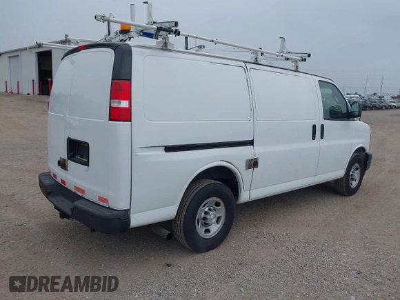 2017 Chevrolet Express Cargo z VIN 1GCWGAFF4H1241069, wystawiony jako IAAI lot #42465525 z przebiegiem 89 006 mil mil oraz . Historia ofert i sprzedaży dostępna na DreamBid. Obrazek 4.