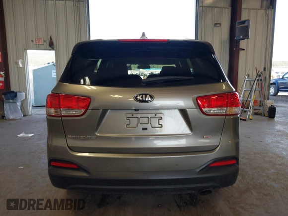 2016 Kia Sorento LX with VIN 5XYPGDA33GG047263, listed as a IAAI auction lot 41772680 with 146,683 mi miles. Bid and sale history available at carsss.com. Image 16.