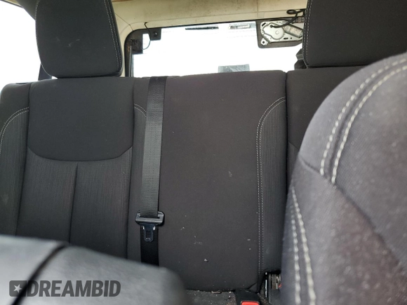 2013 Jeep Wrangler Unlimited Sahara with VIN 1C4HJWEG1DL516784, listed as a Copart auction lot 56382805 with 205,874 mi miles and Salvage title. Bid and sale history available at DreamBid. Image 10.
