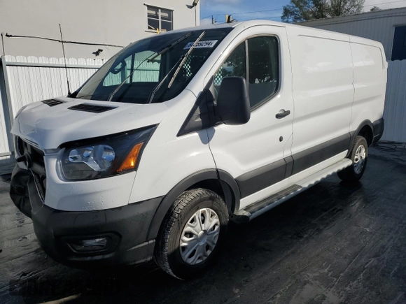 2024 Ford Transit Cargo with VIN 1FTBR1Y85RKA33351, listed as a Copart auction lot 84259294 with 4,169 mi miles and Clean Title. Bid and sale history available at DreamBid. Image 1.
