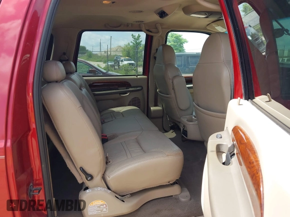 2001 Ford Excursion Limited z VIN 1FMNU43S61EA18890, wystawiony jako IAAI lot #42536943 z przebiegiem 208 971 mil mil oraz . Historia ofert i sprzedaży dostępna na DreamBid. Obrazek 8.