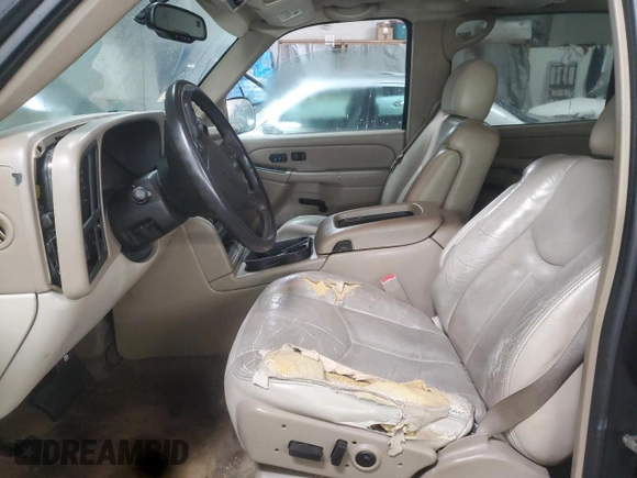 2004 Chevrolet Suburban Z71 with VIN 3GNFK16Z54G233879, listed as a Copart auction lot 87713175 with 155,438 mi miles and Salvage Title. Bid and sale history available at carsss.com. Image 7.
