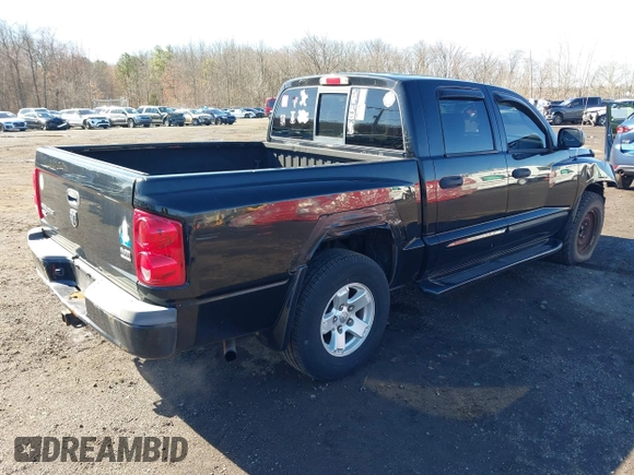 2005 Dodge Dakota SLT z VIN 1D7HW48N25S178373, wystawiony jako IAAI lot #41815561 z przebiegiem 148 112 mil mil oraz . Historia ofert i sprzedaży dostępna na DreamBid. Obrazek 4.
