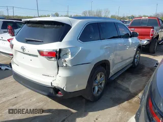 2016 Toyota Highlander Limited with VIN 5TDDKRFH5GS337705, listed as a IAAI auction lot 42037983 with 79,149 mi miles and . Bid and sale history available at DreamBid. Image 4.