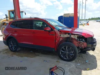 2023 Volkswagen Tiguan SE с VIN 3VVNB7AX4PM073529, выставлен на аукционе IAAI как лот 42393112 с пробегом 40 250 миль миль и . История ставок и продаж доступна на DreamBid. Изображение 14.
