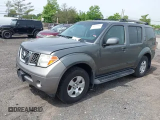 2005 Nissan Pathfinder LE z VIN 5N1AR18W95C743850, wystawiony jako IAAI lot #42331533 z przebiegiem 137 824 mil mil oraz . Historia ofert i sprzedaży dostępna na DreamBid. Obrazek 2.