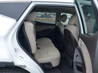 2017 Hyundai Santa Fe 2.4L с VIN 5NMZUDLB1HH035769, выставлен на аукционе IAAI как лот 42764052 с пробегом 73 139 миль миль и . История ставок и продаж доступна на DreamBid. Изображение 8.