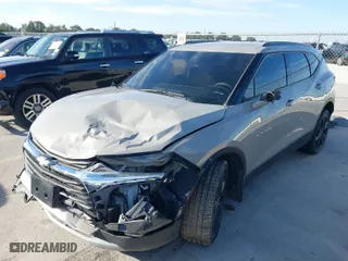 2021 Chevrolet Blazer LT with VIN 3GNKBHRS7MS530705, listed as a IAAI auction lot 41669526 with 43,943 mi miles. Bid and sale history available at carsss.com. Image 2.