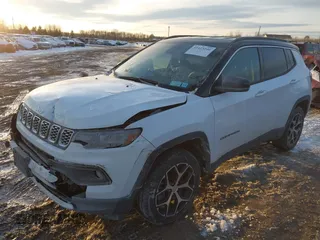 2024 Jeep Compass Limited with VIN 3C4NJDCN4RT155183, listed as a IAAI auction lot 41423240 with 6,287 mi miles and . Bid and sale history available at carsss.com. Image 2.