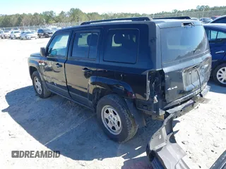 2014 Jeep Patriot Sport with VIN 1C4NJRBB8ED879155, listed as a IAAI auction lot 41854503 with 139,633 mi miles. Bid and sale history available at carsss.com. Image 3.