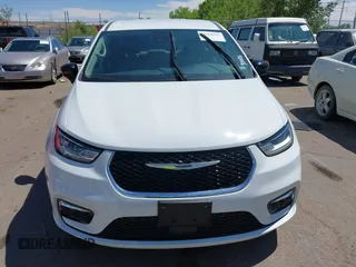 2024 Chrysler Pacifica Hybrid Select with VIN 2C4RC1S74RR153420, listed as a IAAI auction lot 42368593 with 19,829 mi miles and . Bid and sale history available at DreamBid. Image 12.