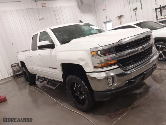 2018 Chevrolet Silverado 1500 LT with VIN 1GCVKREC1JZ313675, listed as a IAAI auction lot 41799041 with 98,634 mi miles. Bid and sale history available at carsss.com. Image 13.