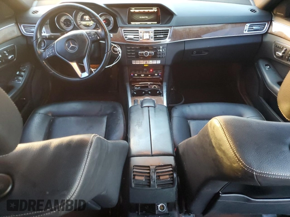 2014 Mercedes-Benz E 350 Luxury с VIN WDDHF8JB2EA982041, выставлен на аукционе Copart как лот 77882984 с пробегом 180 816 миль миль и На запчасти • Non repairable. История ставок и продаж доступна на DreamBid. Изображение 8.