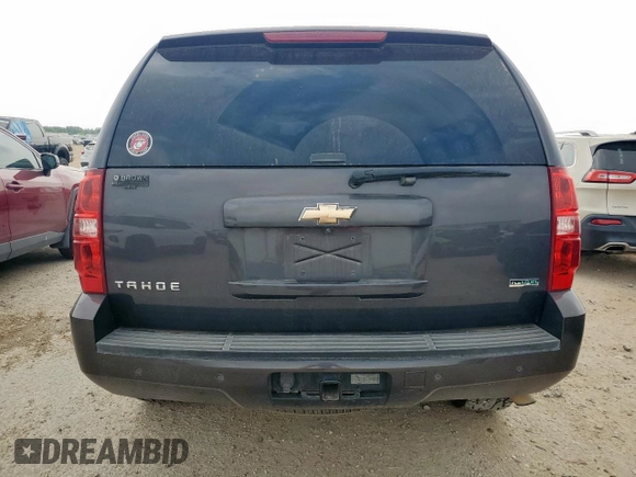 2011 Chevrolet Tahoe LT z VIN 1GNSCBE05BR155119, wystawiony jako Copart lot #57783155 z przebiegiem 142 297 mil mil oraz Szkoda całkowita • Salvage title. Historia ofert i sprzedaży dostępna na DreamBid. Obrazek 6.