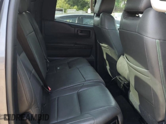 2014 Toyota Tundra SR z VIN 5TFUM5F14EX056119, wystawiony jako Copart lot #58779045 z przebiegiem 223 035 mil mil oraz Czysty tytuł • Clean title. Historia ofert i sprzedaży dostępna na DreamBid. Obrazek 10.