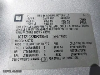 2013 GMC Sierra 2500HD SLT with VIN 1GT121C82DF218580, listed as a IAAI auction lot 41758693 with 121,798 mi miles. Bid and sale history available at carsss.com. Image 9.