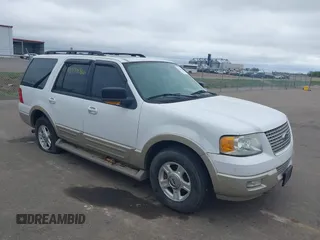 2005 Ford Expedition Eddie Bauer with VIN 1FMFU18585LA42700, listed as a IAAI auction lot 42138386 with 131,280 mi miles and . Bid and sale history available at DreamBid. Image 1.