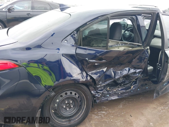 2025 Toyota Corolla LE z VIN 5YFB4MDE2SP242307, wystawiony jako IAAI lot #41869842 z przebiegiem 7079 mil mil oraz . Historia ofert i sprzedaży dostępna na DreamBid. Obrazek 6.
