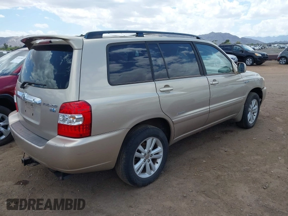 2007 Toyota Highlander Hybrid with VIN JTEGW21A570019035, listed as a IAAI auction lot 42042174 with 1 mi miles. Bid and sale history available at carsss.com. Image 4.