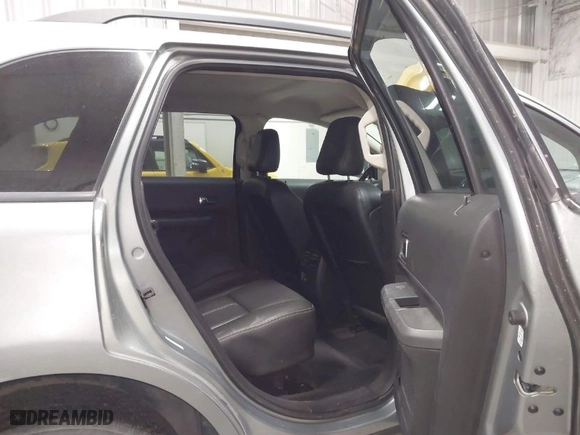 2007 Ford Edge SEL with VIN 2FMDK48C67BB66867, listed as a IAAI auction lot 41721906 with 174,780 mi miles. Bid and sale history available at carsss.com. Image 8.