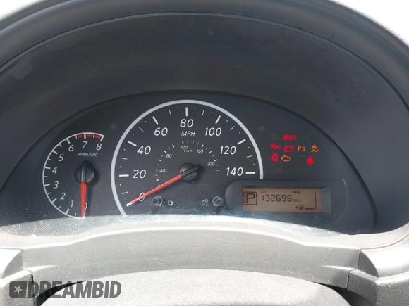 2017 Nissan Versa SV z VIN 3N1CN7AP8HL855727, wystawiony jako IAAI lot #42212882 z przebiegiem 132 696 mil mil oraz . Historia ofert i sprzedaży dostępna na DreamBid. Obrazek 7.