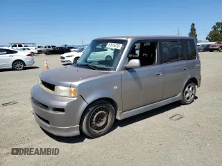 2006 Scion xB z VIN JTLKT324864051320, wystawiony jako Copart lot #57624315 z przebiegiem 265 751 mil mil oraz Szkoda całkowita • Salvage title. Historia ofert i sprzedaży dostępna na DreamBid. Obrazek 1.