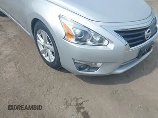 2013 Nissan Altima S with VIN 1N4AL3AP8DN586826, listed as a IAAI auction lot 42133563 with 147,562 mi miles and . Bid and sale history available at DreamBid. Image 6.
