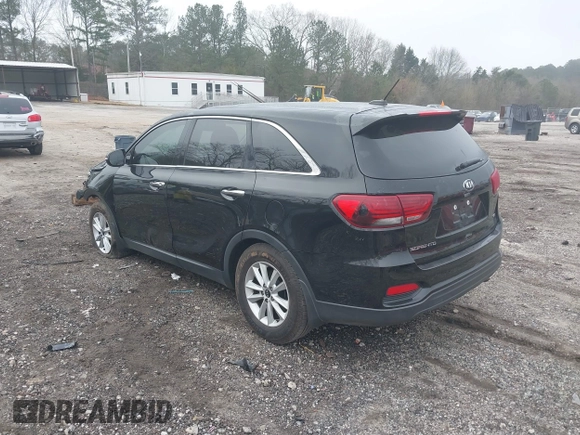 2020 Kia Sorento LX with VIN 5XYPG4A30LG644669, listed as a IAAI auction lot 41796029 with 102,950 mi miles. Bid and sale history available at carsss.com. Image 3.