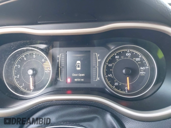 2017 Jeep Cherokee Sport с VIN 1C4PJLAB1HW578503, выставлен на аукционе IAAI как лот 40828539 с пробегом 95 721 миль миль и . История ставок и продаж доступна на DreamBid. Изображение 7.