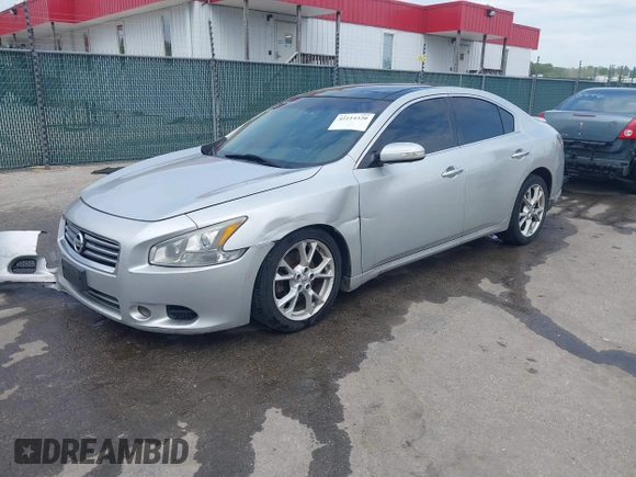 2014 Nissan Maxima S with VIN 1N4AA5AP3EC498006, listed as a IAAI auction lot 42114320 with 162,451 mi miles and . Bid and sale history available at DreamBid. Image 21.