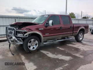 2006 Ford F-250 XL z VIN 1FTSW21P26ED32953, wystawiony jako Copart lot #56013055 z przebiegiem 315 087 mil mil oraz Szkoda całkowita • Salvage title. Historia ofert i sprzedaży dostępna na DreamBid. Obrazek 1.