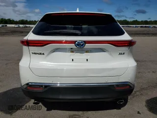 2023 Toyota Venza LE with VIN JTEAAAAH0PJ135121, listed as a Copart auction lot 60995454 with 17,910 mi miles and Salvage Title. Bid and sale history available at carsss.com. Image 6.