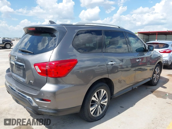 2019 Nissan Pathfinder SL with VIN 5N1DR2MN1KC577139, listed as a IAAI auction lot 42693210 with 147,238 mi miles and . Bid and sale history available at DreamBid. Image 4.