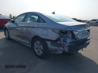 2014 Hyundai Sonata Hybrid Limited with VIN KMHEC4A41EA117315, listed as a IAAI auction lot 41922246 with 173,903 mi miles. Bid and sale history available at carsss.com. Image 3.