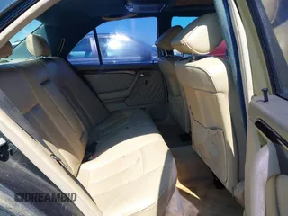 1996 Mercedes-Benz C 230/260/280/320 with VIN WDBHA28E2TF372452, listed as a IAAI auction lot 42457010 with Not provided miles and . Bid and sale history available at DreamBid. Image 8.
