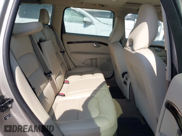 2012 Volvo XC70 3.2L with VIN YV4952BZ0C1141842, listed as a IAAI auction lot 41784679 with 106,541 mi miles and . Bid and sale history available at DreamBid. Image 8.
