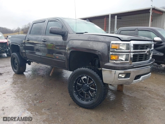 2015 Chevrolet Silverado 1500 LT with VIN 3GCUKRECXFG104194, listed as a IAAI auction lot 41029090 with 149,530 mi miles. Bid and sale history available at carsss.com. Image 1.