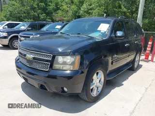 2011 Chevrolet Tahoe LT with VIN 1GNSCBE01BR389984, listed as a IAAI auction lot 42673033 with 289,294 mi miles and . Bid and sale history available at DreamBid. Image 17.