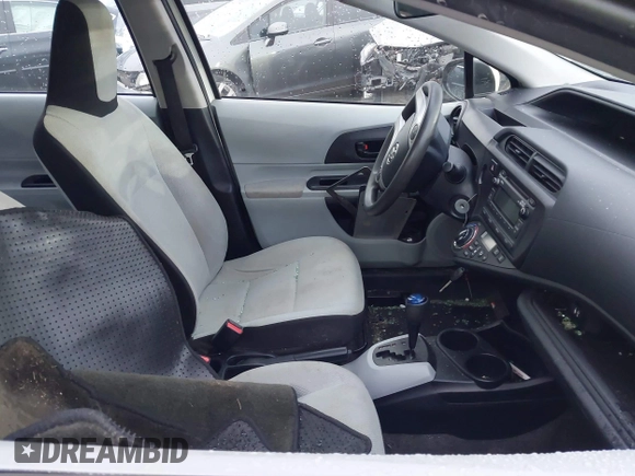2014 Toyota Prius One with VIN JTDKDTB32E1084491, listed as a IAAI auction lot 41293744 with 132,110 mi miles and . Bid and sale history available at DreamBid. Image 5.