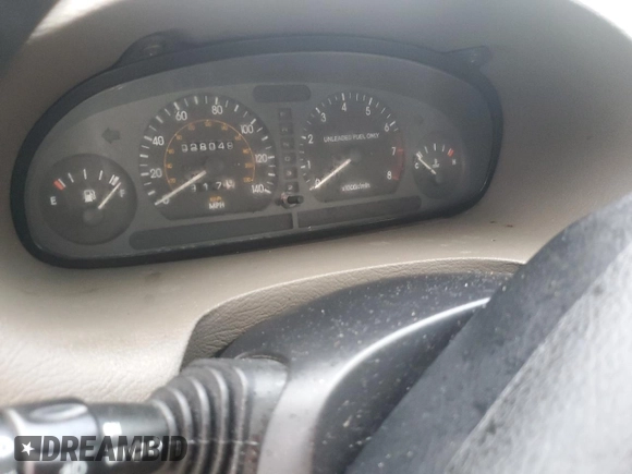 1999 Daewoo Nubira CDX z VIN KLAJB52Z5XK256700, wystawiony jako Copart lot #75085934 z przebiegiem Nie podano mil oraz Szkody całkowita. Historia ofert i sprzedaży dostępna na DreamBid. Obrazek 9.