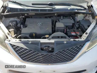 2015 Toyota Sienna SE with VIN 5TDXK3DC7FS601720, listed as a Copart auction lot 59959325 with 262,419 mi miles and Salvage title. Bid and sale history available at DreamBid. Image 12.