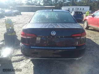 2021 Volkswagen Passat 2.0T SE with VIN 1VWSA7A34MC014993, listed as a IAAI auction lot 40556424 with 64,508 mi miles. Bid and sale history available at carsss.com. Image 17.