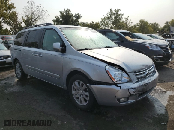 2008 Kia Sedona LX with VIN KNDMB233186194012, listed as a Copart auction lot 70879304 with 294,791 mi miles and Salvage Title. Bid and sale history available at carsss.com. Image 4.