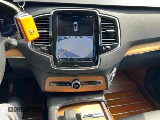 2023 Volvo XC90 Plus Bright Theme с VIN YV4H60CN8P1985514, выставлен на аукционе Copart как лот 60407985 с пробегом 117 257 миль миль и Чистый • Clean title. История ставок и продаж доступна на DreamBid. Изображение 10.