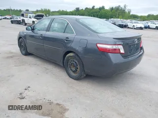 2007 Toyota Camry z VIN 4T1BB46K27U001703, wystawiony jako IAAI lot #42316610 z przebiegiem 211 752 mil mil oraz . Historia ofert i sprzedaży dostępna na DreamBid. Obrazek 3.