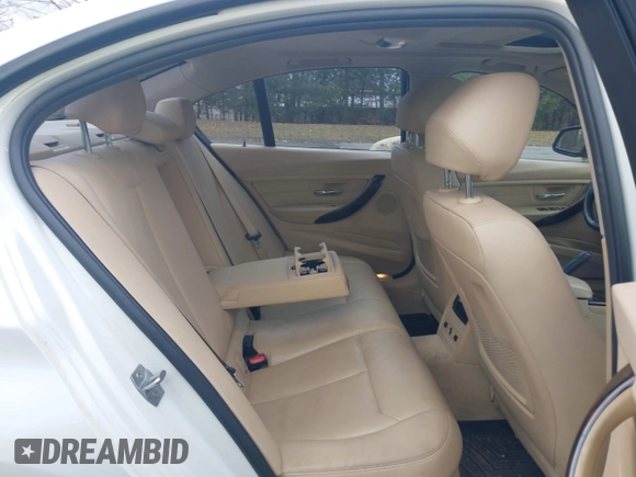2015 BMW 3 Series 328i xDrive with VIN WBA3B5G50FNS15117, listed as a IAAI auction lot 41843496 with 144,613 mi miles. Bid and sale history available at carsss.com. Image 8.