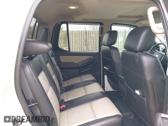 2008 Ford Explorer Sport Trac Limited z VIN 1FMEU53E18UA41560, wystawiony jako IAAI lot #42005271 z przebiegiem 98 970 mil mil oraz . Historia ofert i sprzedaży dostępna na DreamBid. Obrazek 8.