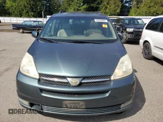 2004 Toyota Sienna XLE with VIN 5TDBA22C24S002697, listed as a Copart auction lot 54633065 with 241,447 mi miles and Clean Title. Bid and sale history available at carsss.com. Image 5.
